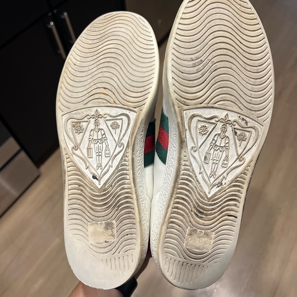 Gucci Ace Bee Sneakers - Picture 3 of 7